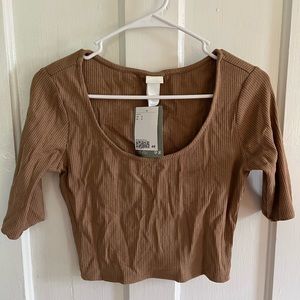 H&M ribbed crop stretchy brown top NWT